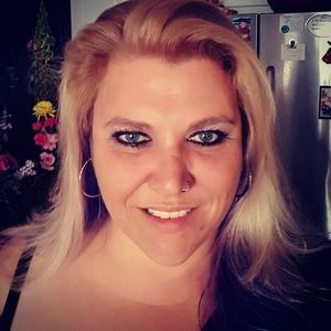 Meet your Posher, Mollye